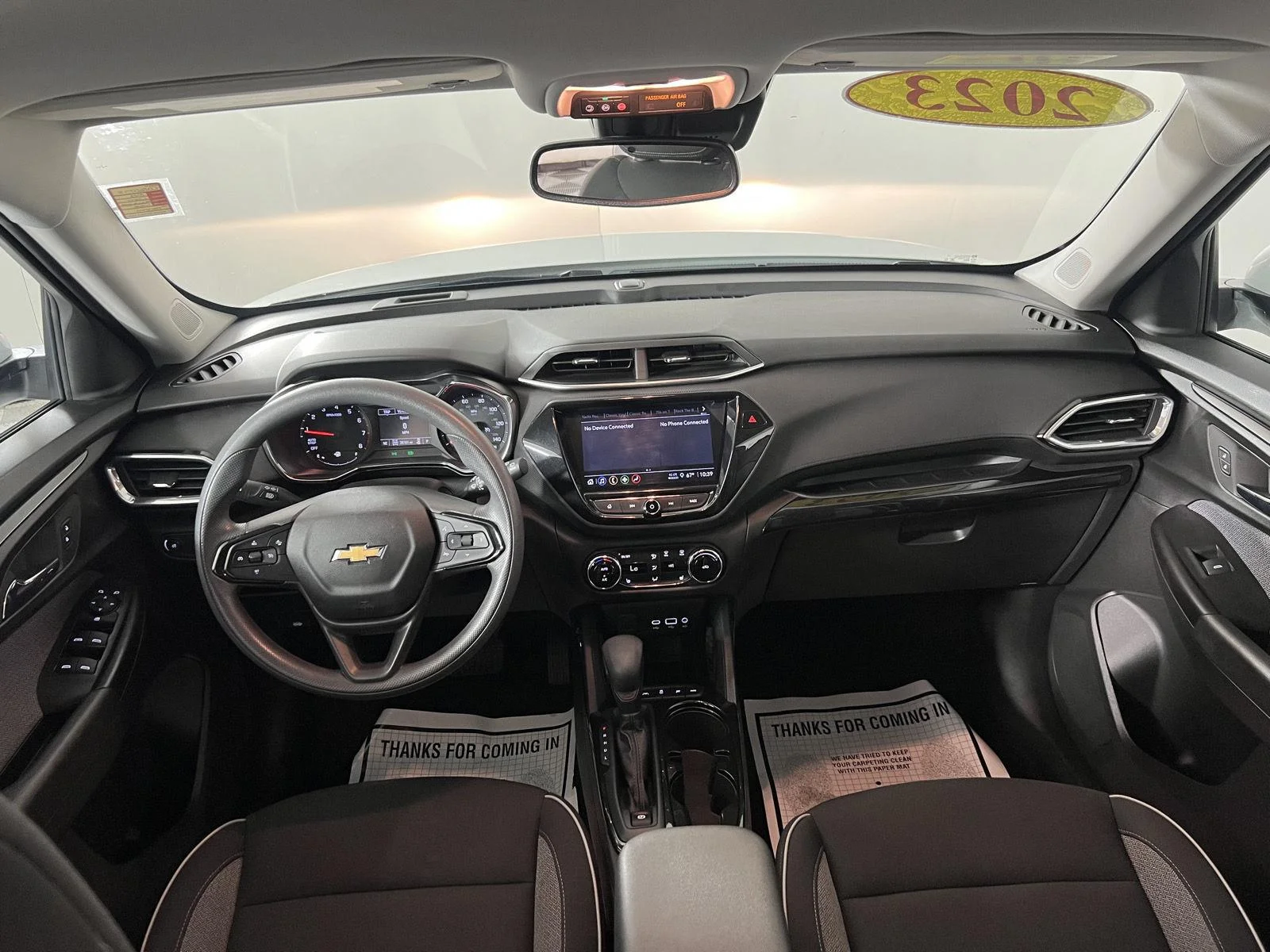 Used 2023 Summit White Chevrolet LT image 27