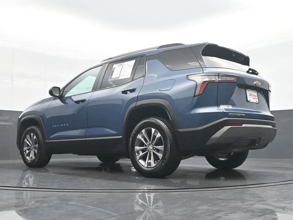 Used 2025 Blue Chevrolet LT image 28