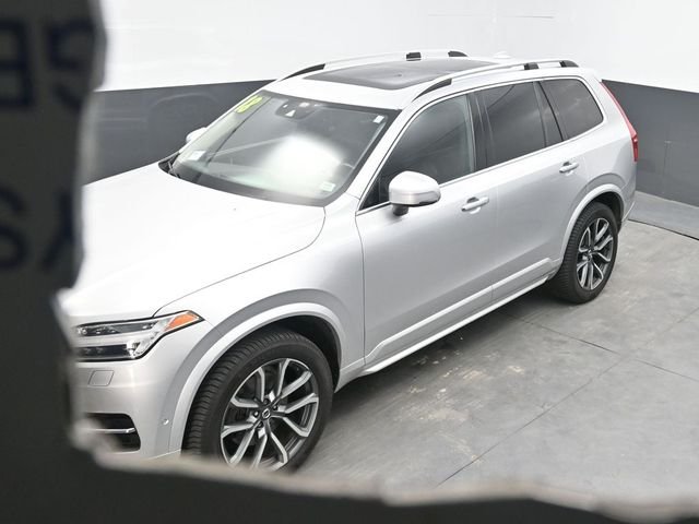 Used 2018 Silver Volvo T6 Momentum image 33