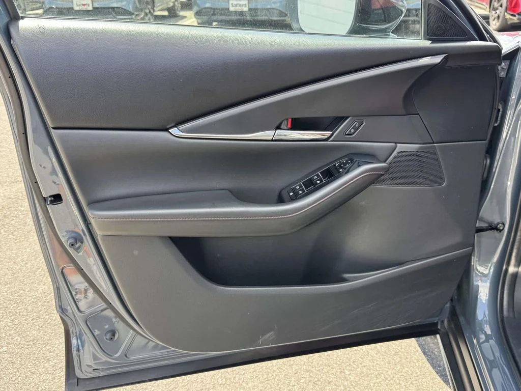 2023 Mazda CX-30 Carbon Edition - Photo 26