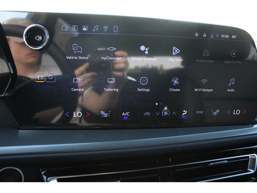 2026 Chevrolet Traverse LT - Photo 15
