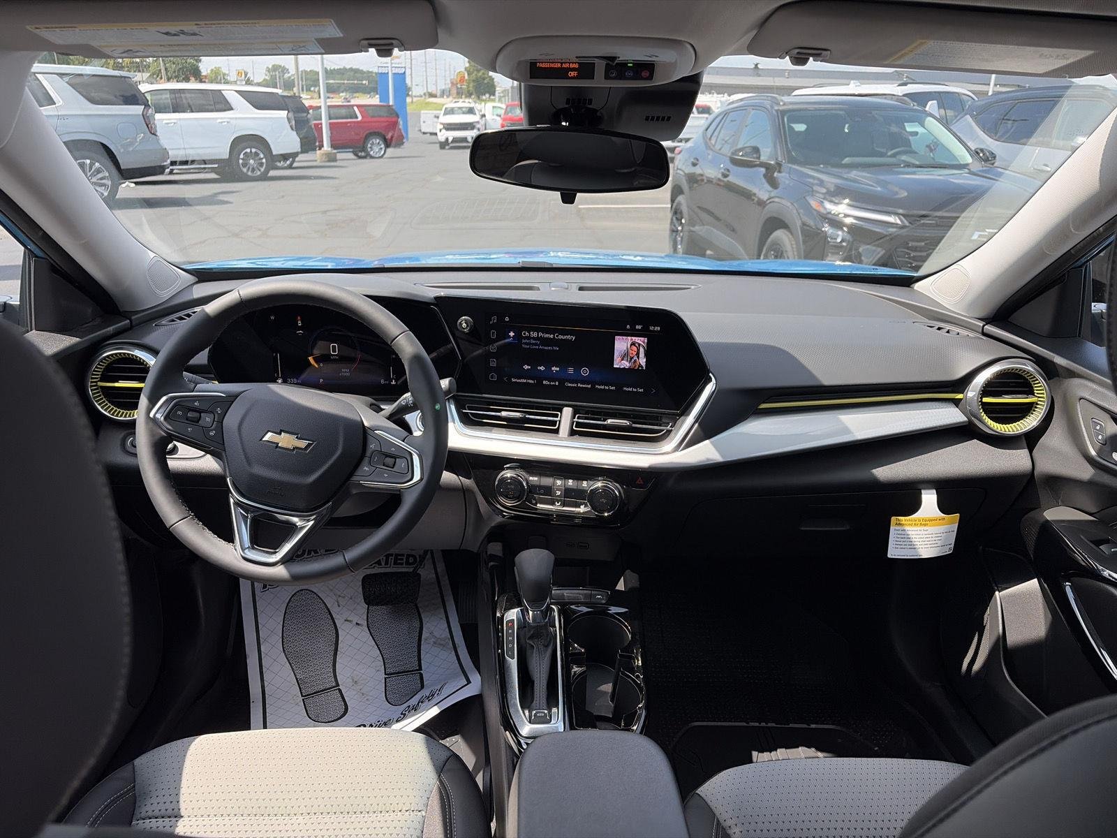 2026 Chevrolet Trax LT - Photo 13
