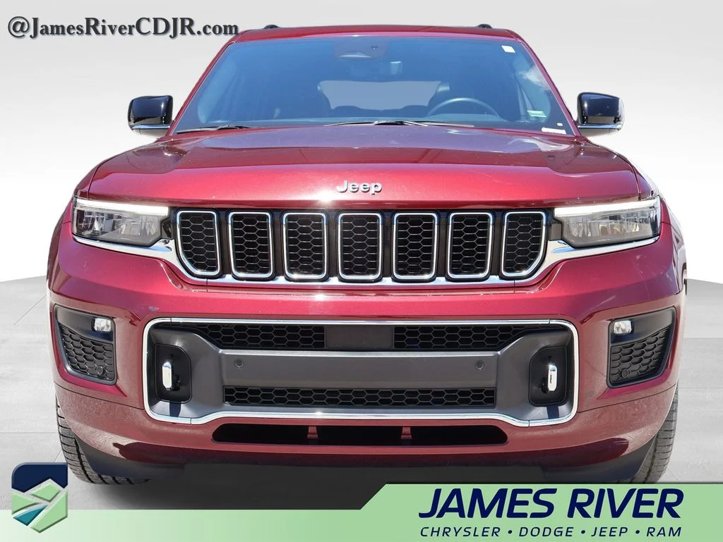 Used 2022 Red Jeep Overland image 7
