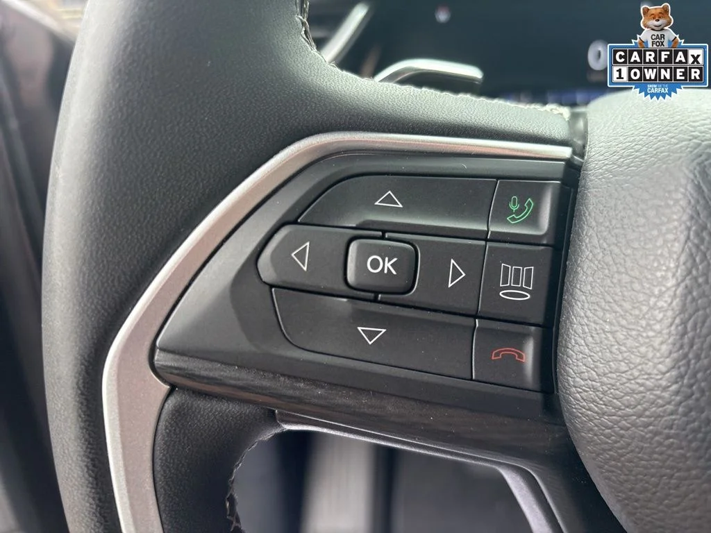Used 2023 Gray Jeep Laredo image 18