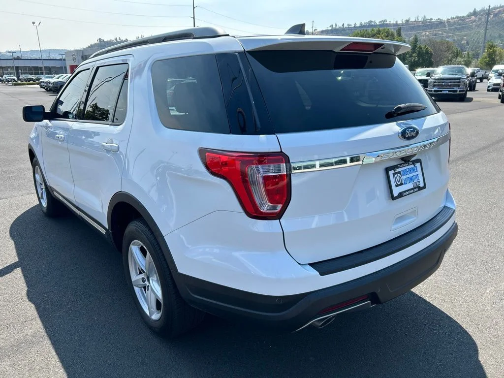 Used 2018 Oxford White Ford XLT image 8