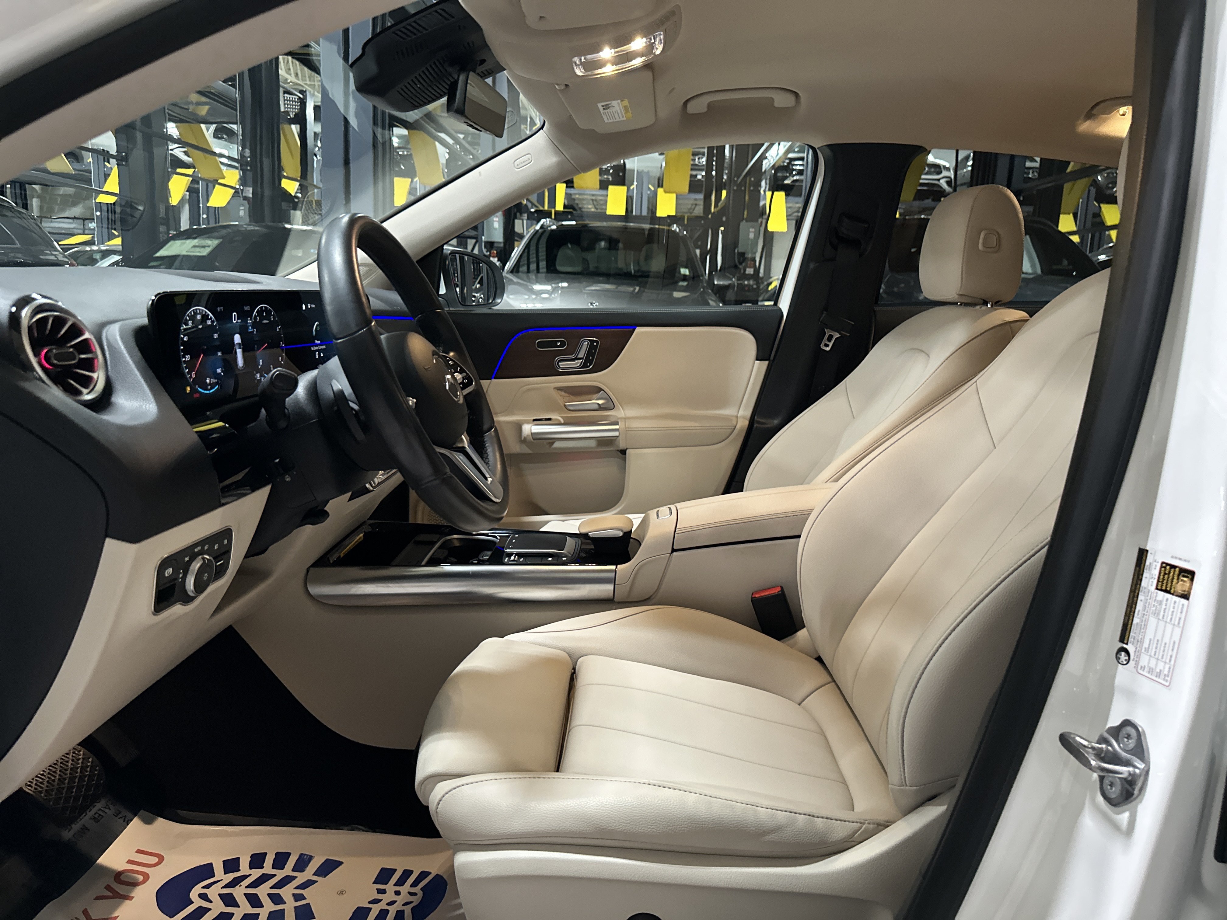 Certified Used 2023 Polar White Mercedes-Benz GLA 250 image 26