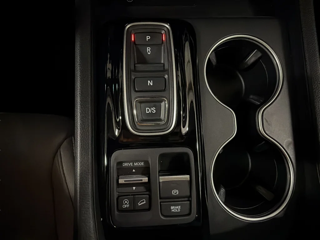 Used 2025 Blue Honda Touring image 33