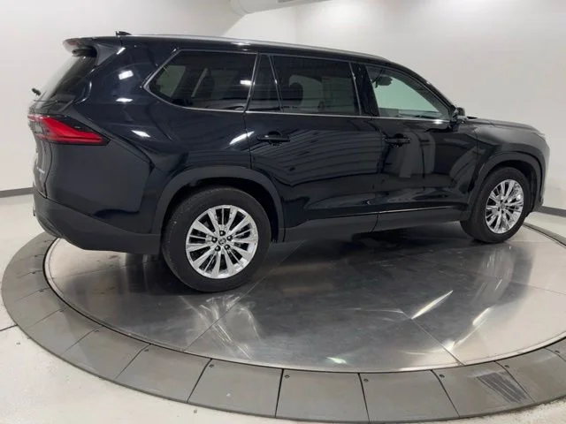 Used 2024 Black Toyota Platinum image 5