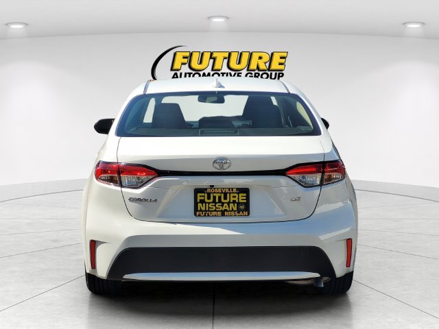 Used 2022 White Toyota LE image 8