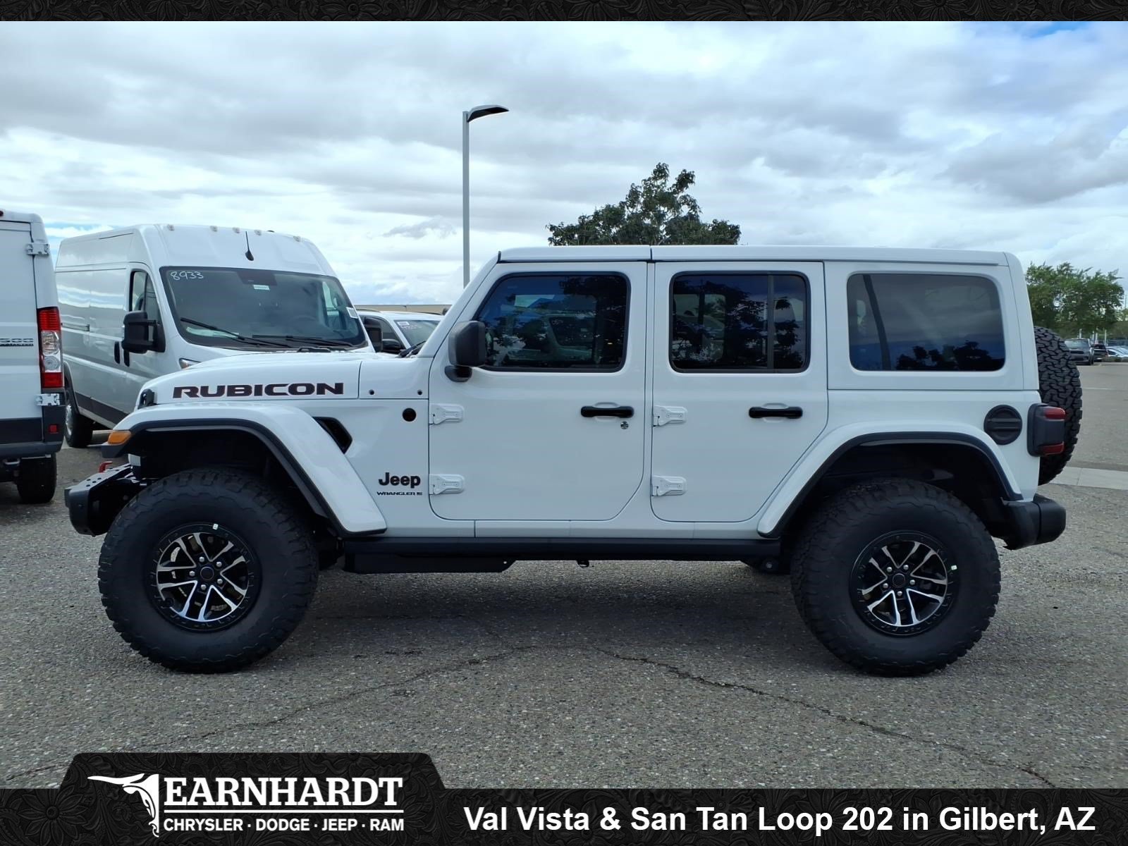 New 2027 Bright White Clear-Coat Paint Jeep Rubicon X image 3