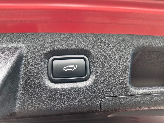 Used 2022 Red Hyundai Calligraphy image 26