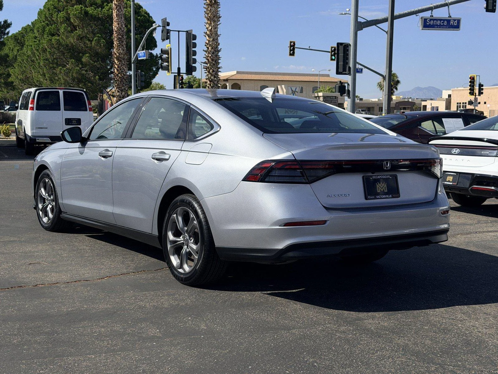 Used 2024  Honda EX image 4
