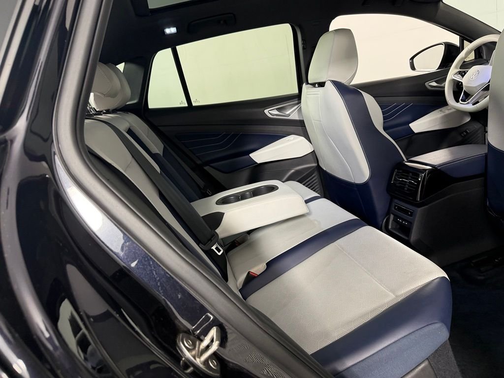 Used 2023 Black Volkswagen Pro S Plus image 26