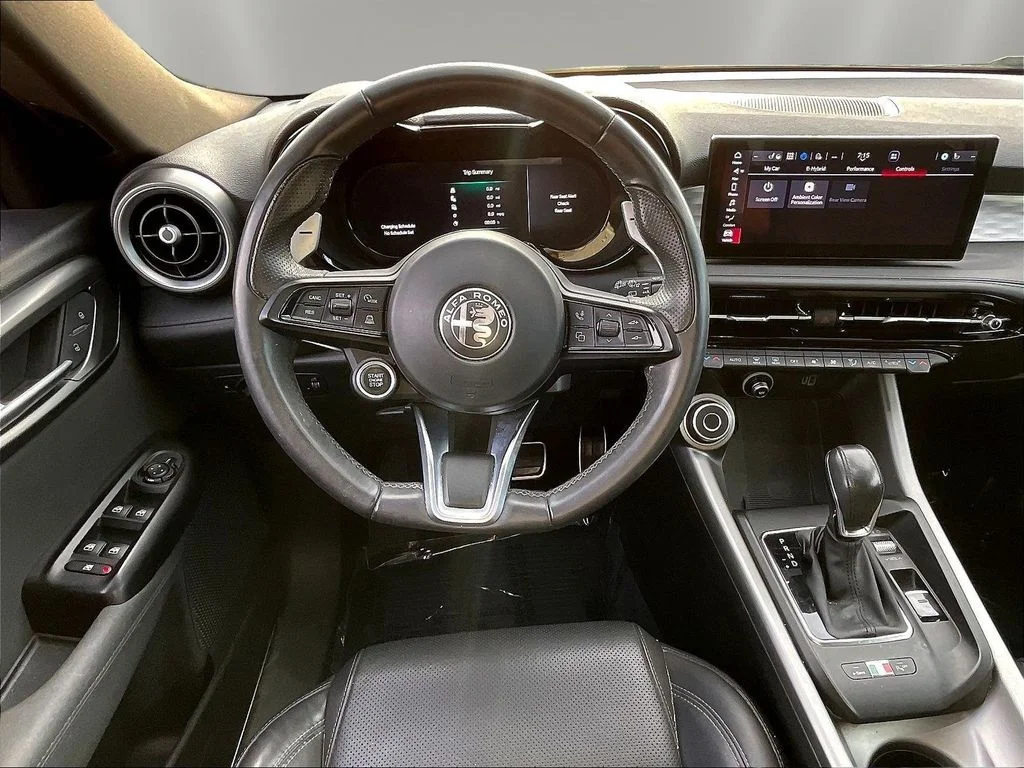Used 2024 Grigio Alfa Romeo Veloce image 8