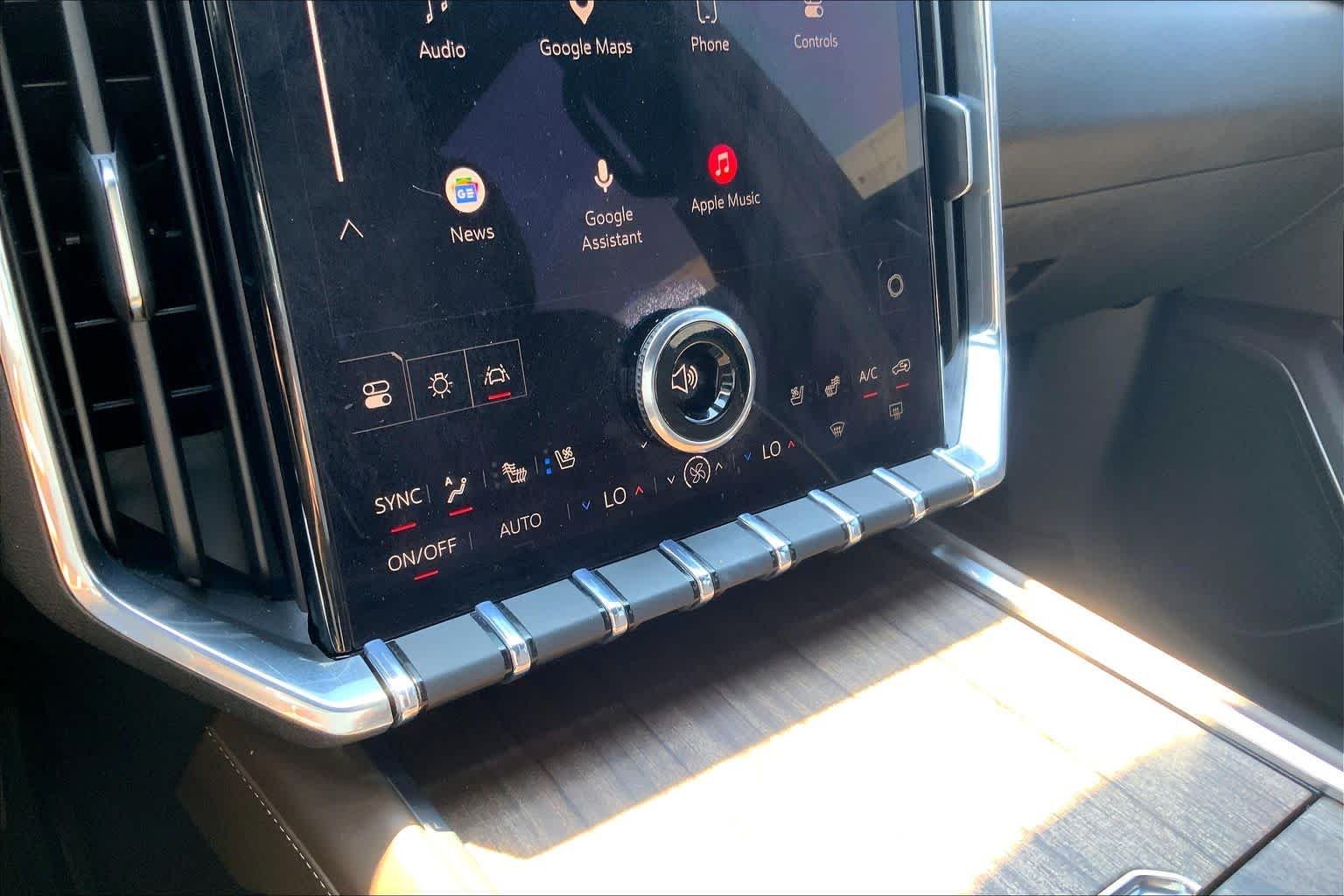 2026 GMC Acadia Denali Ultimate - Photo 34
