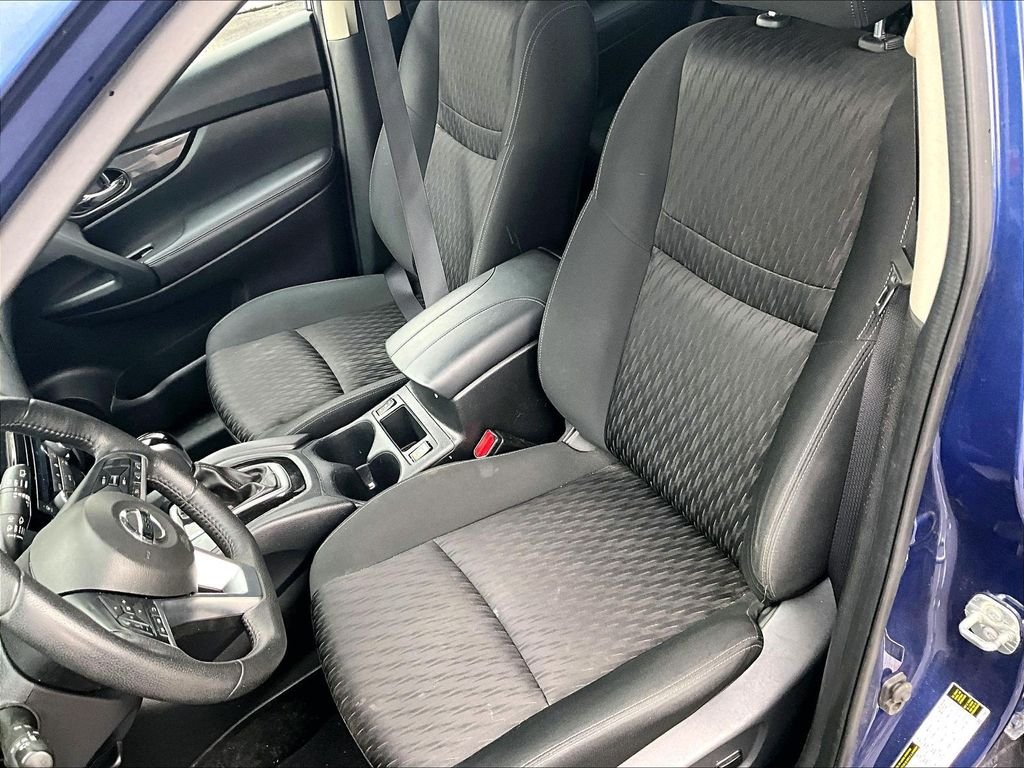 Used 2019 Caspian Blue Metallic Nissan SV image 10