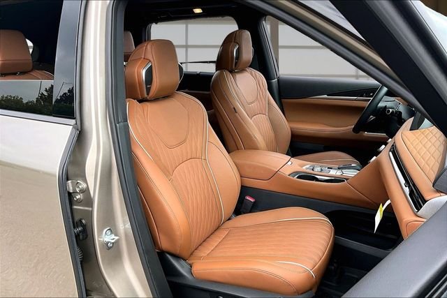 Used 2026 Black INFINITI Autograph image 7