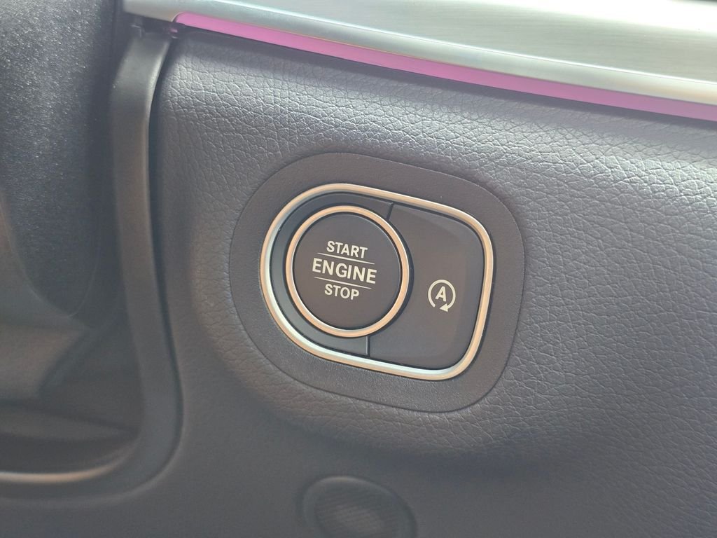 Used 2025  Mercedes-Benz GLS 450 image 29