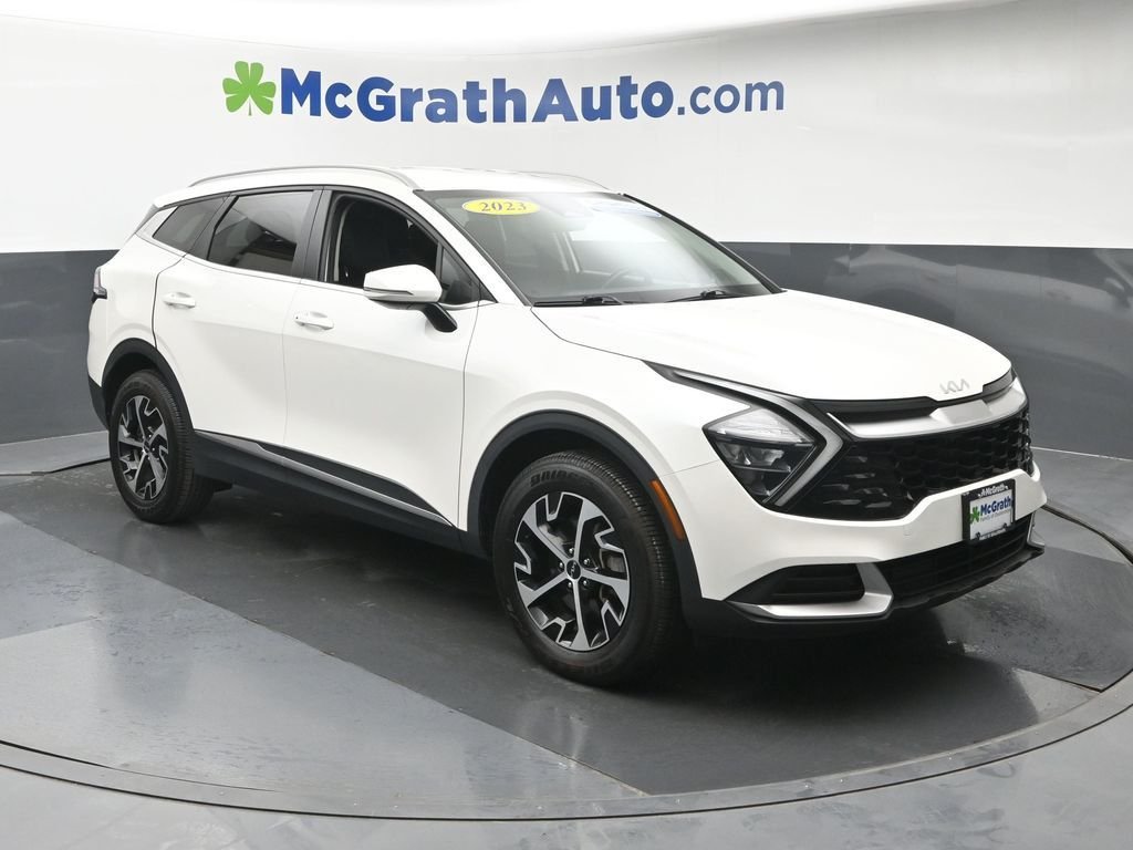 Used 2023 White Kia EX image 2