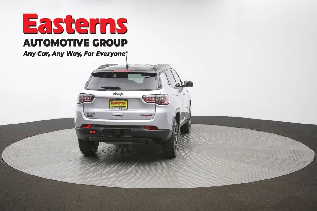 Used 2025 Silver Jeep Trailhawk image 37