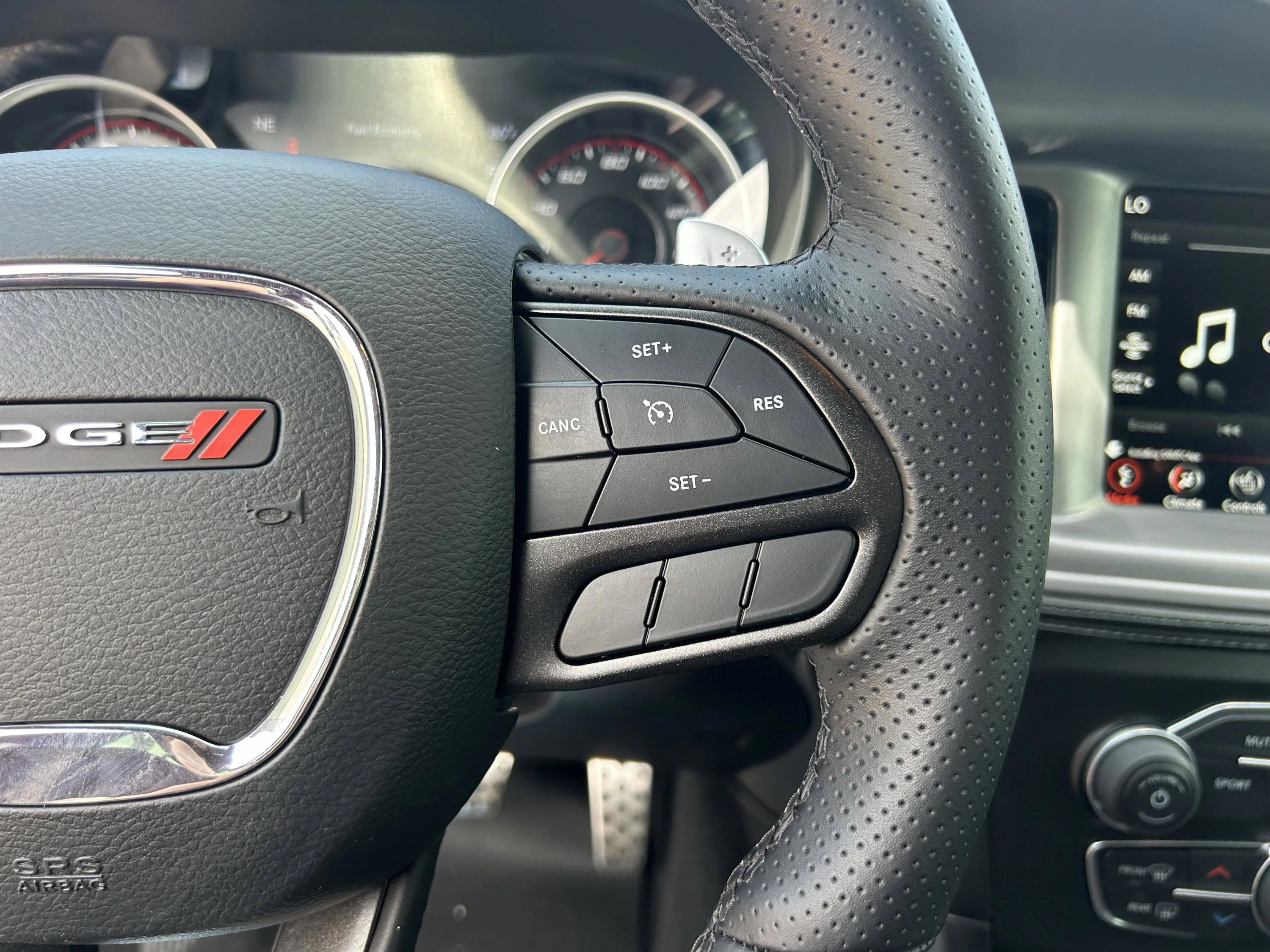 Used 2023 Granite Pearlcoat Dodge R/T image 29