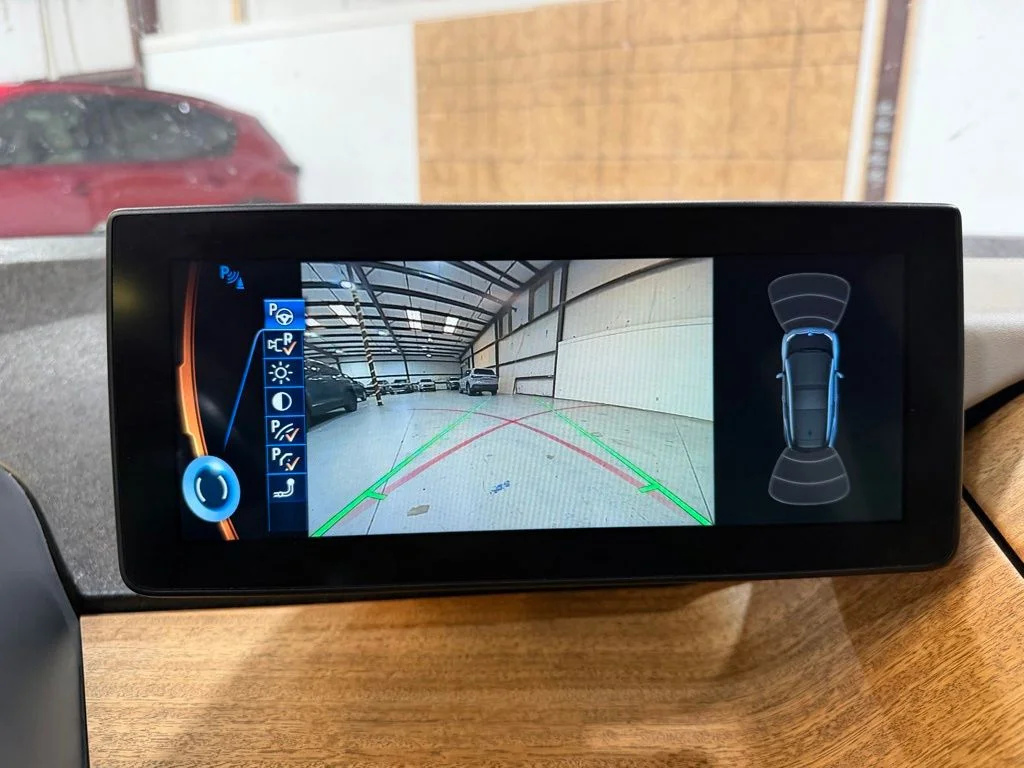 Used 2016 White BMW with Range Extender image 17