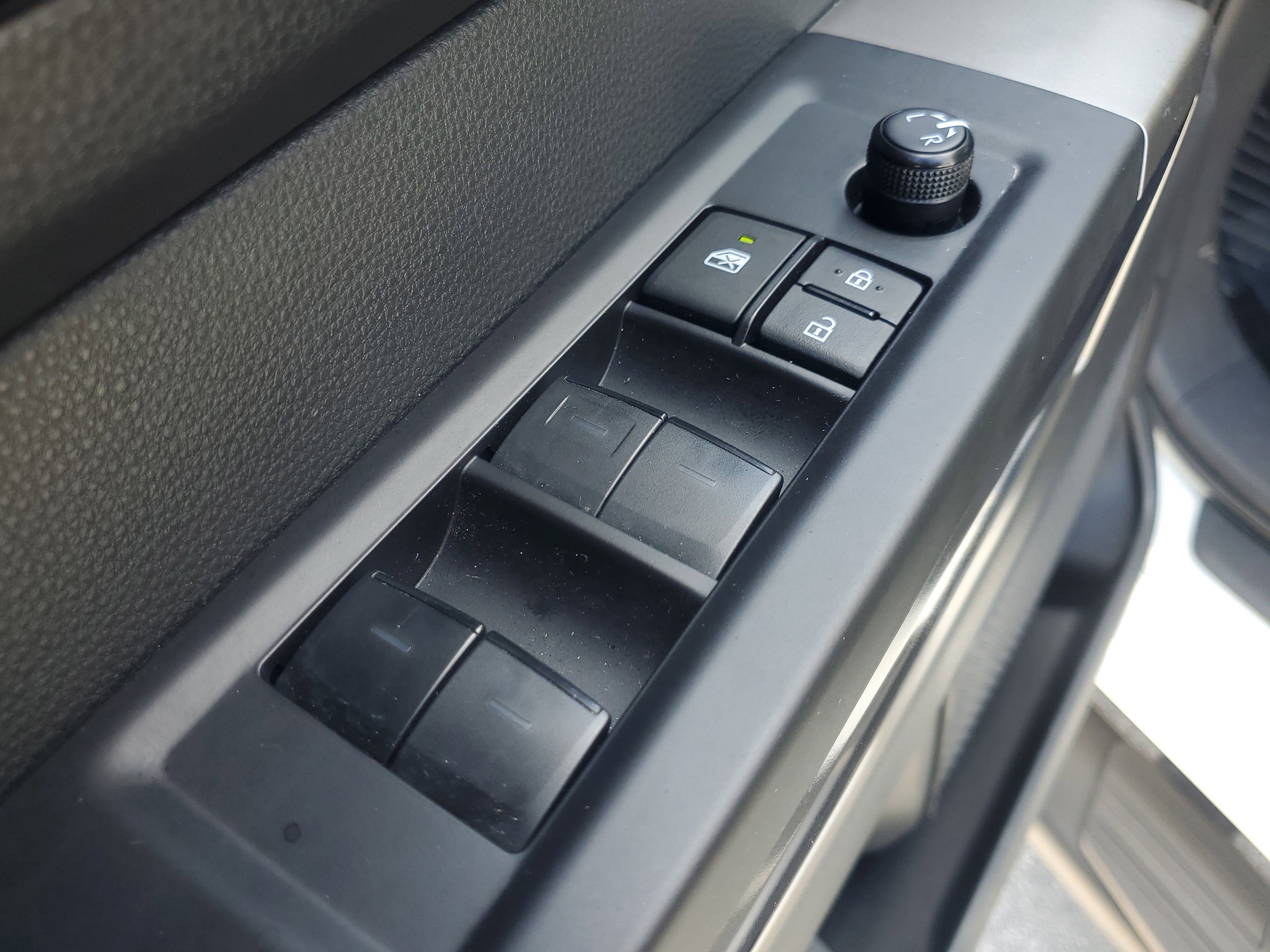 Used 2024 Ice Toyota SR5 image 18