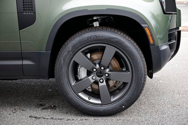 New 2026 Woolstone Green LAND ROVER S image 15