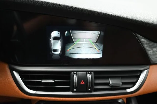 Used 2019 Gray Alfa Romeo Base image 23