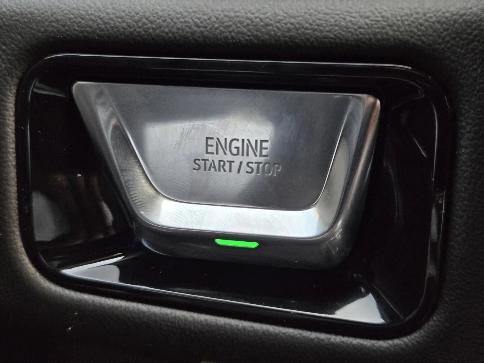 New 2026 Glacier White Tricoat GMC Denali image 15