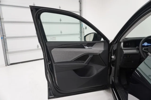 New 2026 Deep Black Pearl Volkswagen S image 13