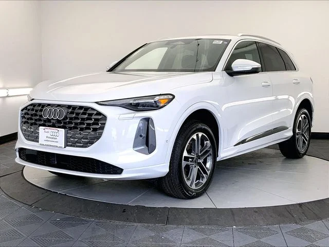 New 2026 White Audi 2.0T Premium Plus image 1