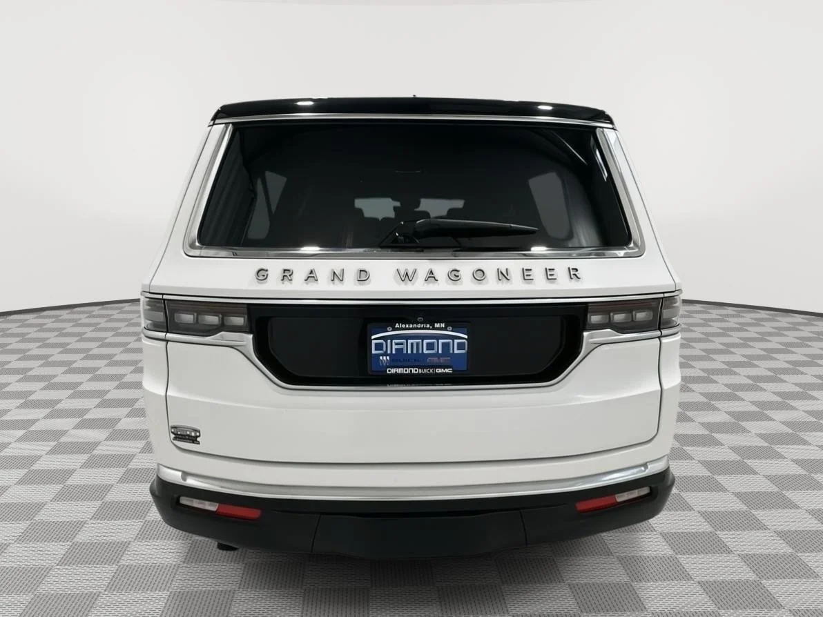 Used 2025 White Jeep Series III image 4