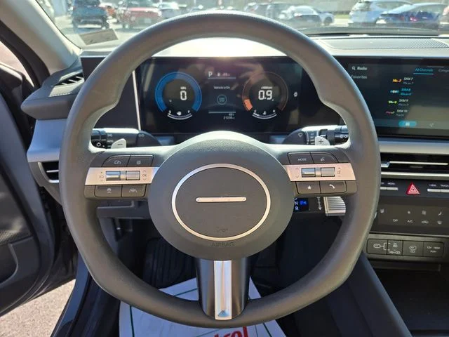 Used 2025 Blue Hyundai SEL image 30