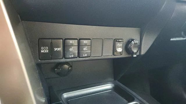 Used 2014 Brown Toyota Limited image 24