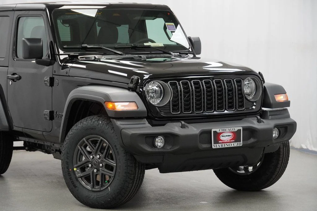 New 2026 Black Clear-Coat Exterior Paint Jeep Sport S image 3