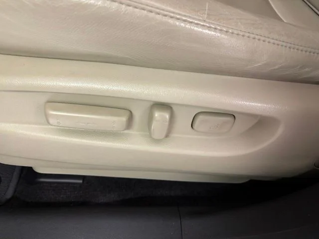 Used 2017 White Acura 3.5L image 10