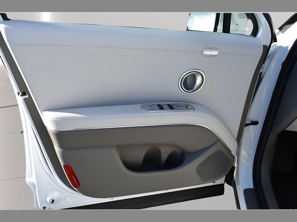 New 2026 Creamy White Pearl Hyundai Limited FWD image 17