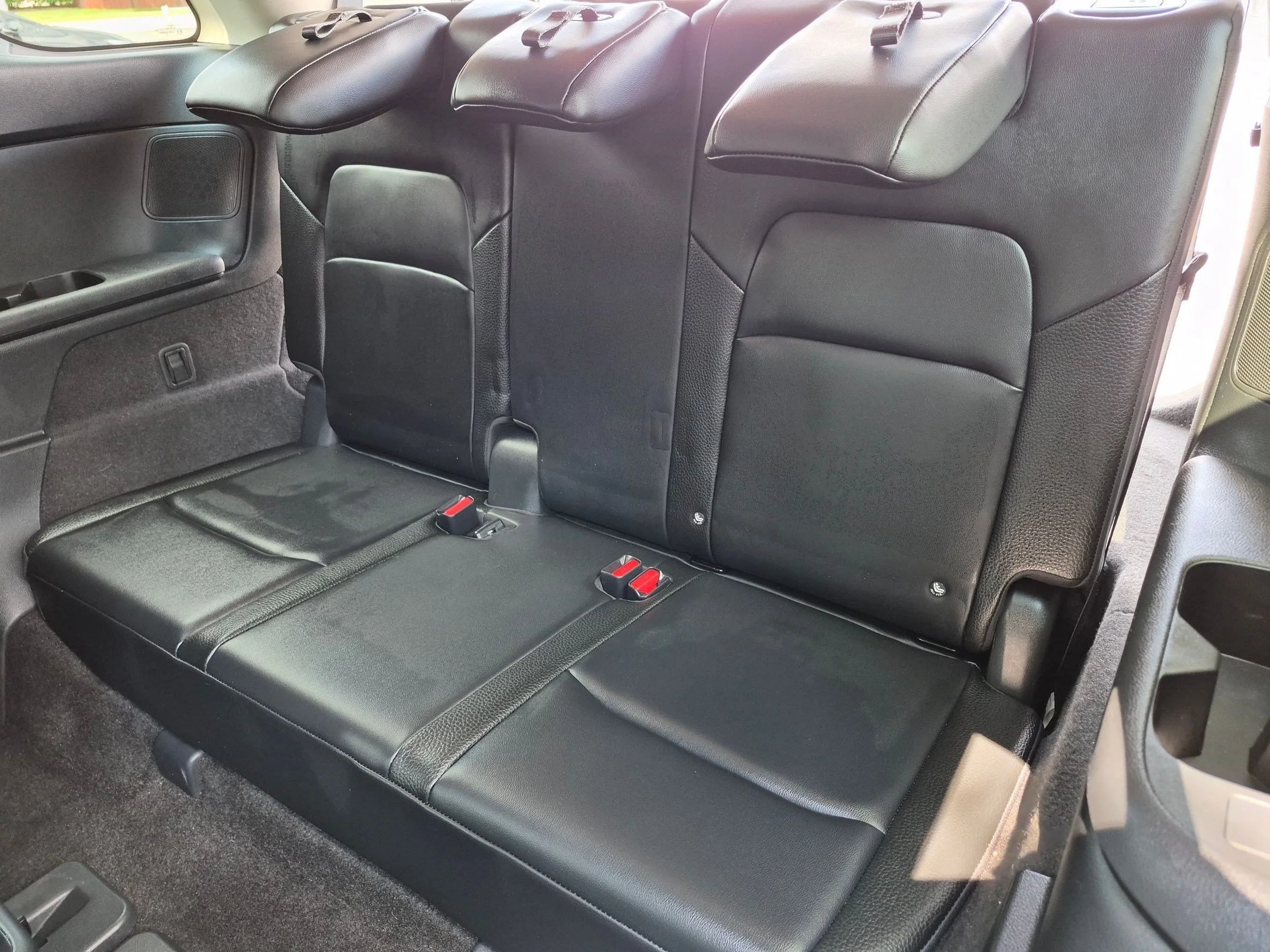 Used 2024 Super Black Nissan SL image 27