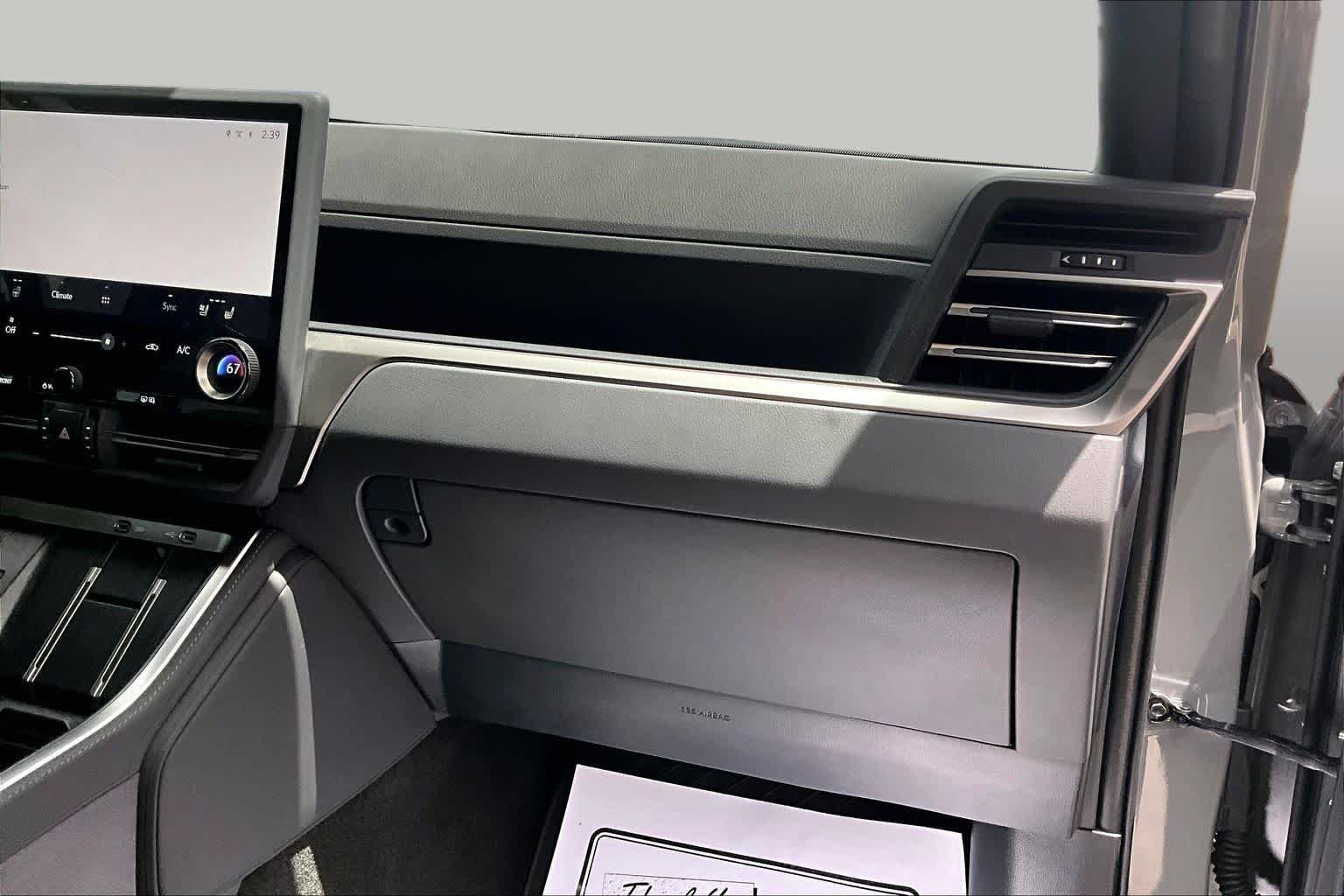 Used 2025 Incognito Lexus Overtrail image 19