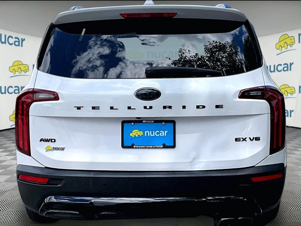 Used 2021 White Kia EX image 5