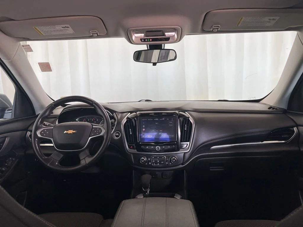 Used 2021 Gray Chevrolet LT image 9