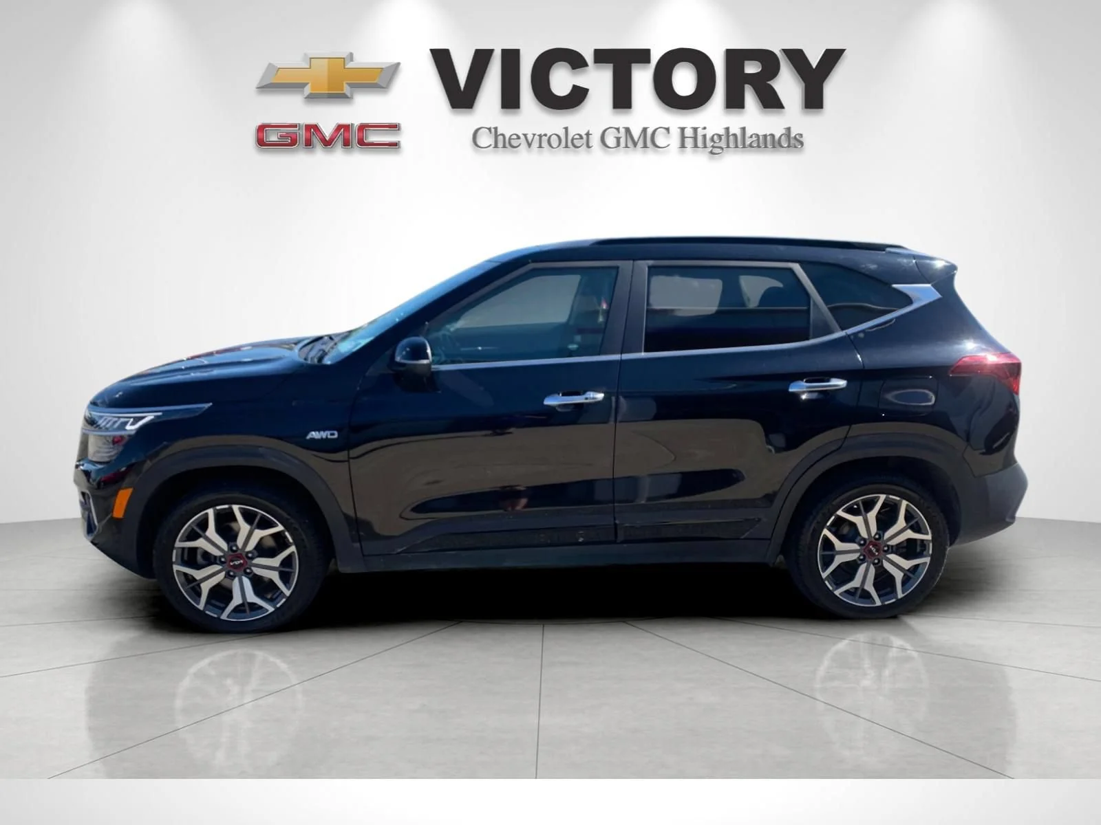 Used 2023 Black Kia SX Turbo image 6