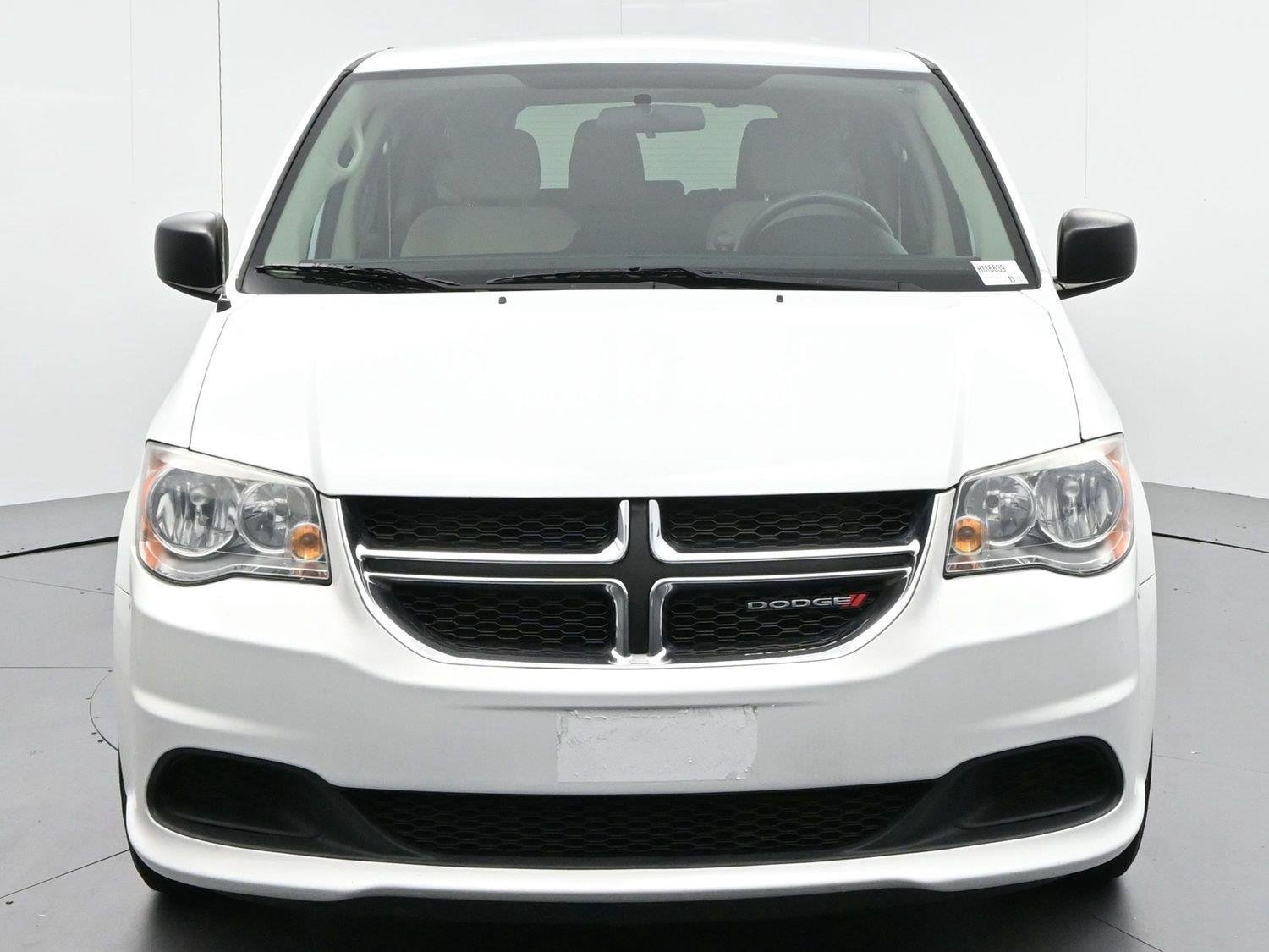 Used 2017 White Knuckle Clearcoat Dodge SE image 2