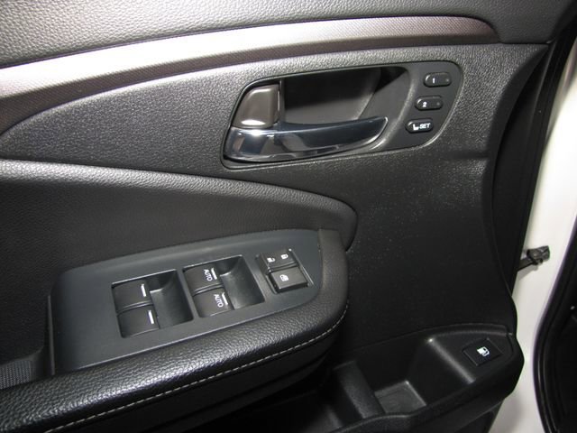 Certified Used 2023 Platinum White Pearl Honda RTL-E image 44