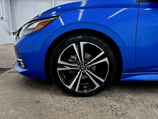 Used 2022 Blue Nissan SR image 16