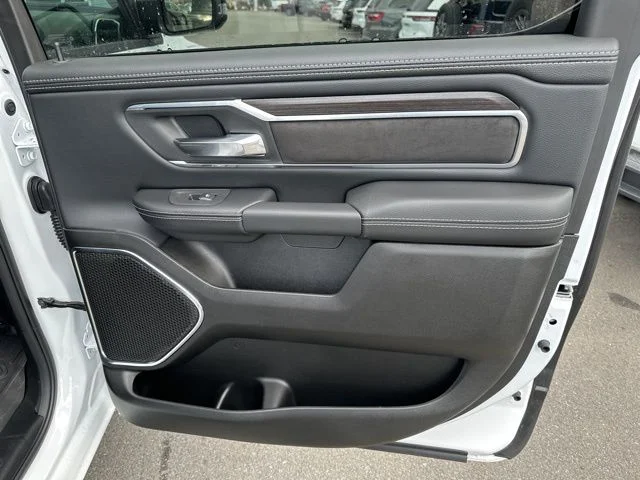 2026 RAM 1500 Laramie - Photo 13