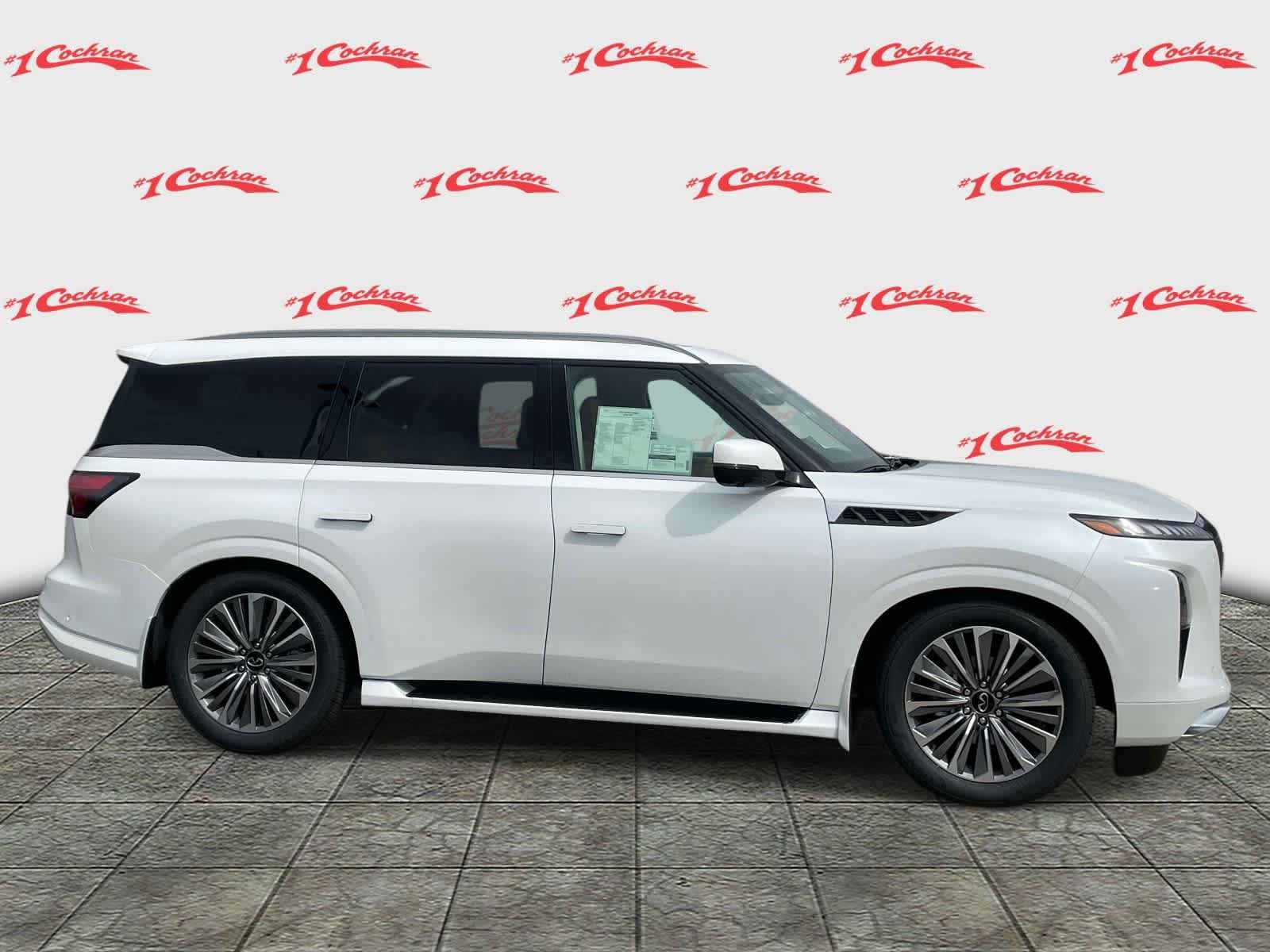New 2026 Radiant White INFINITI LUXE image 6