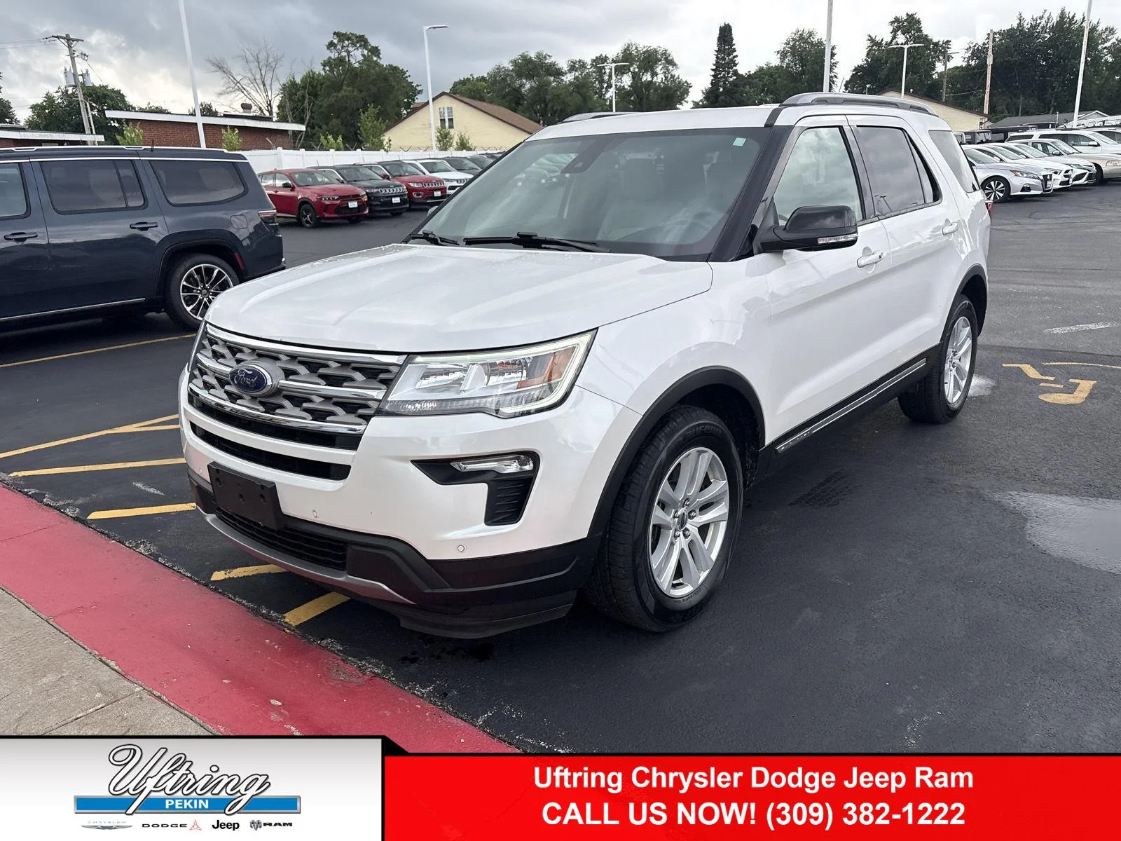 Used 2018 White Platinum Metallic Tri-Coat Ford XLT image 1