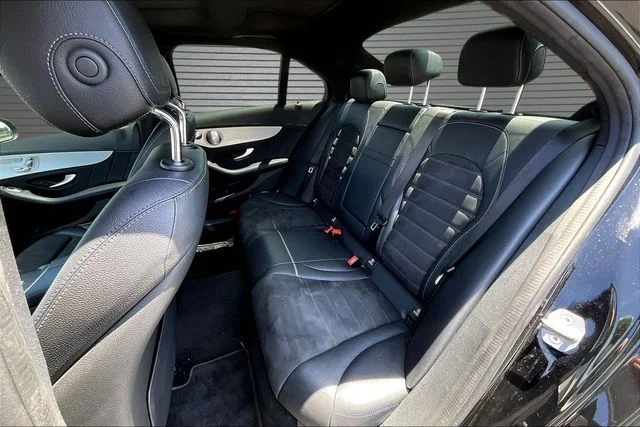 Used 2021  Mercedes-Benz C 300 image 22